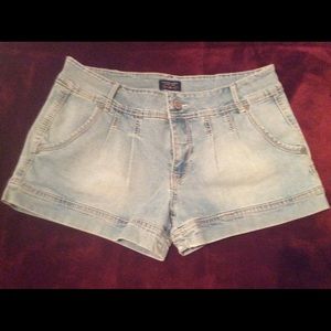 Women’s shorts